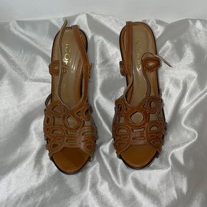 ICORA Brown High Heels. Size 8!